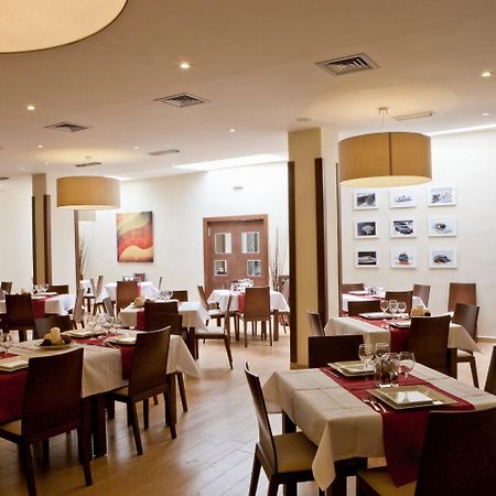 Hotel Quino Guardamar del Segura Buitenkant foto