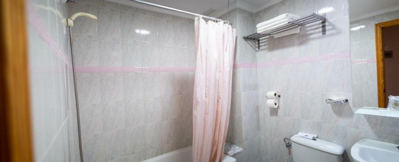Hotel Quino Guardamar del Segura Buitenkant foto