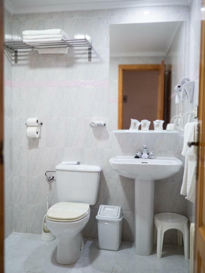 Hotel Quino Guardamar del Segura Buitenkant foto